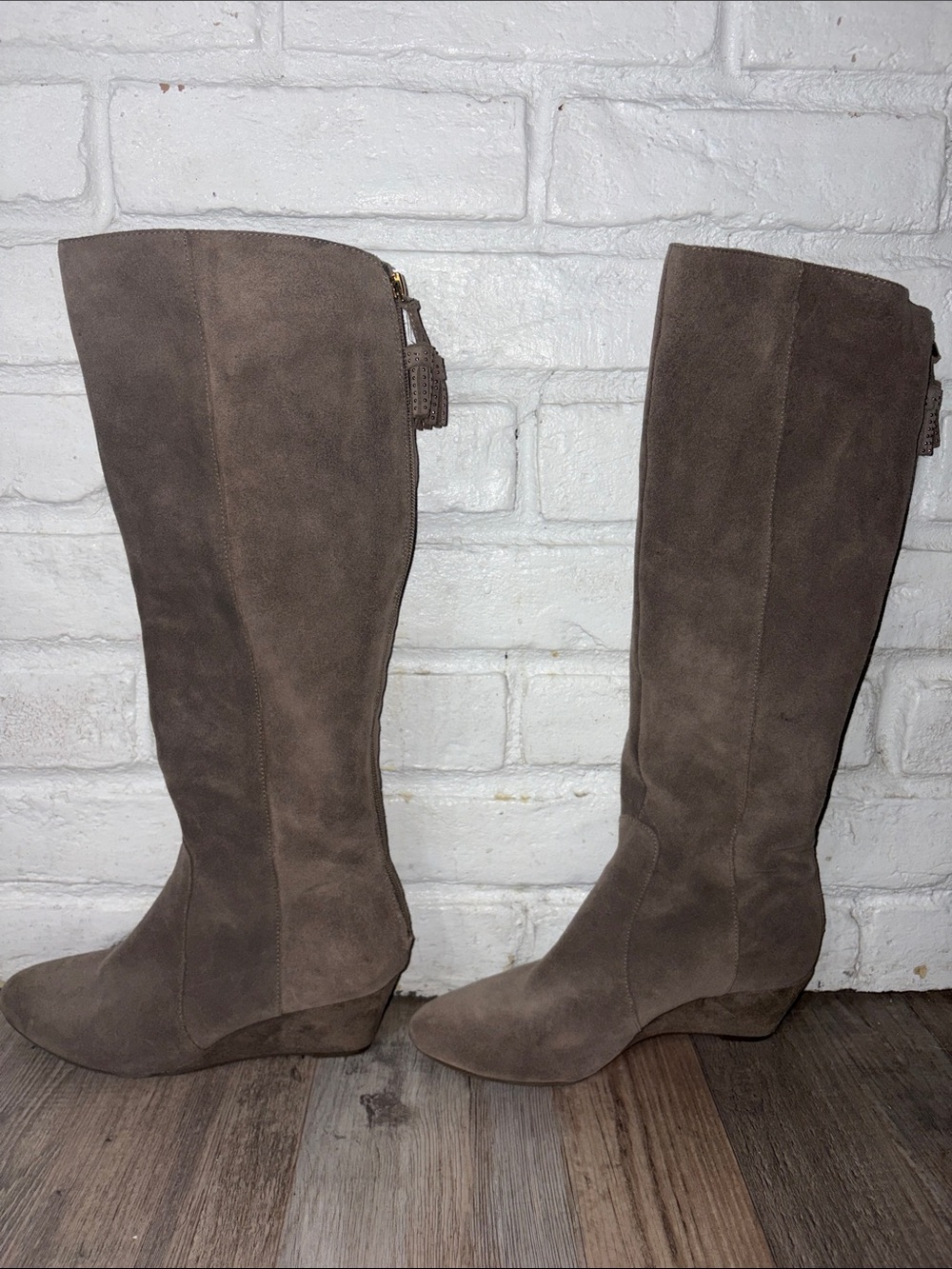 Anne Klein Knee-High Suede Wedge Boots in Taupe/Gray Size 8